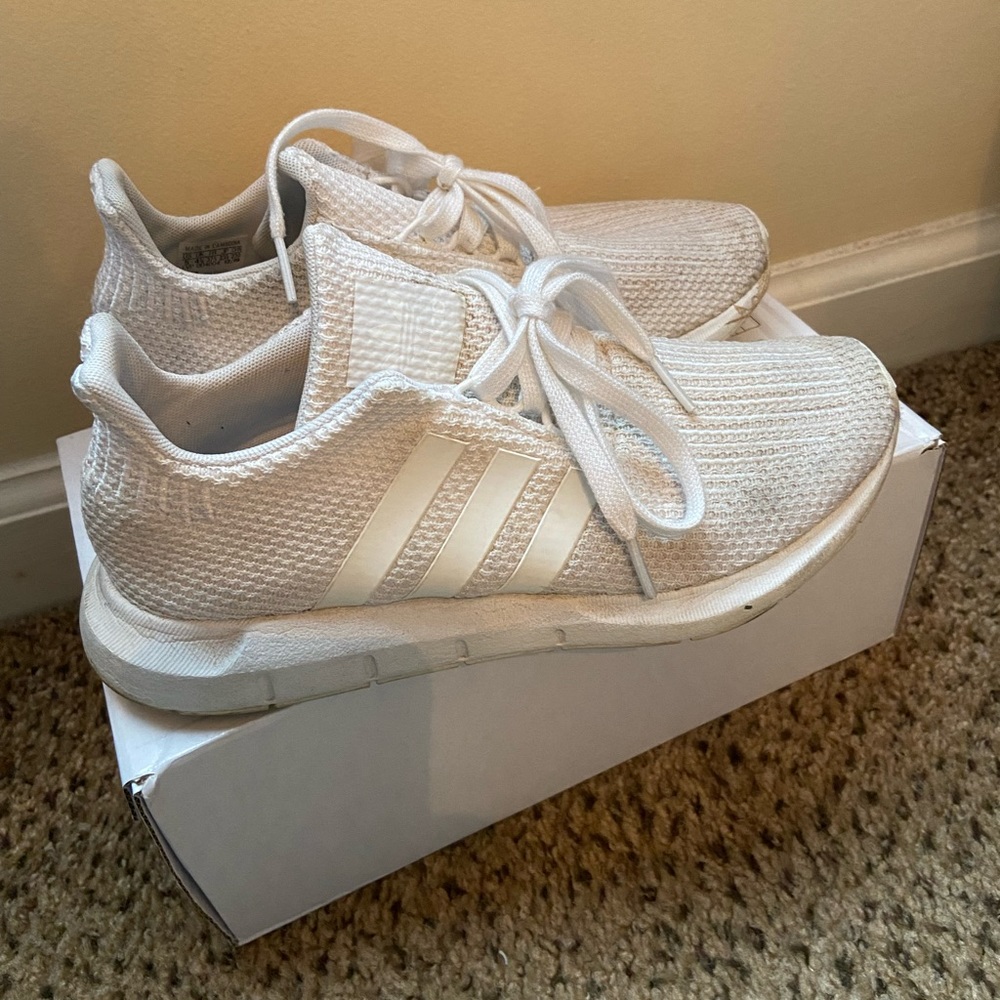 Adidas Swift Run